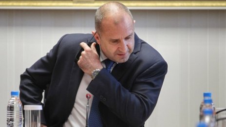 Румен Радев изгуби търпение - връчва мандата на ИТН днес