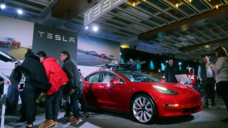 Tesla си осигури китайски кредити в размер на 521 млн. долара