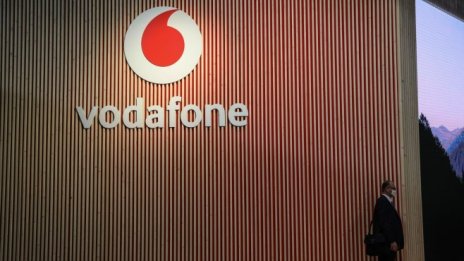 Компания от ОАЕ придоби близо 10% дял във Vodafone