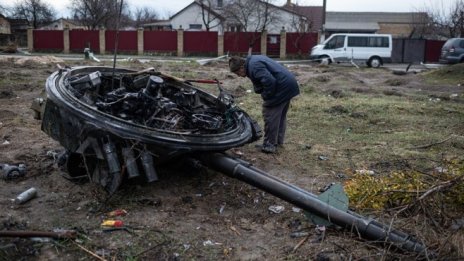 Украинската офанзива поставя под въпрос плановете на Русия за Донбас