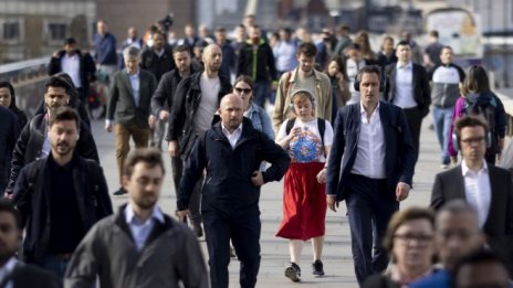 Американските компании са разкрили повече работни места от очакваното през май