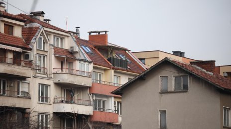 Жилищният пазар след еврото: Стабилно търсене, по-бавен ръст на цените, ниски лихви по заемите