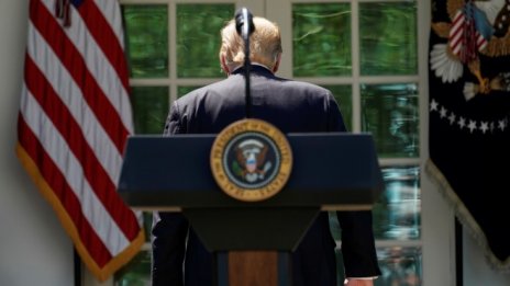 Официално: Тръмп отложи решението си за мита върху автомобилите