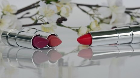 Близо 16% ръст на оборота отчете dm България