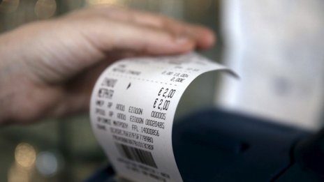 Кой укрива данъци в Гърция?