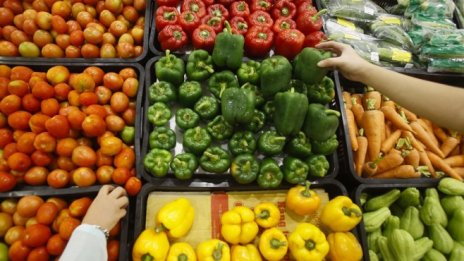 ЕК отчита леко възстановяване на износа на европейски храни към Русия