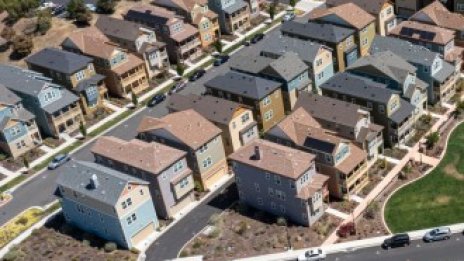 Инвеститор: Цените на имотите спадат в САЩ и Европа, купувачи излизат от пазара