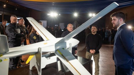 Украйна увеличава арсенала от ракети за удари по Русия, гори авиозавод в Таганрог*