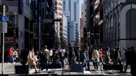 Заплатите в най-големите икономики отбелязват невиждан от десетилетие ръст