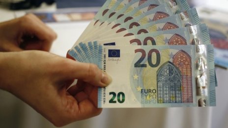 ИПИ: Как се отразява на кредитния рейтинг преминаването към еврото?