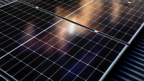 Германски инвеститор готви строителство на плаващи соларни панели в яз. Огоста