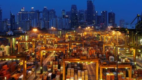 СТО: Световният търговски ръст ще продължи да отслабва и през 2019 г.