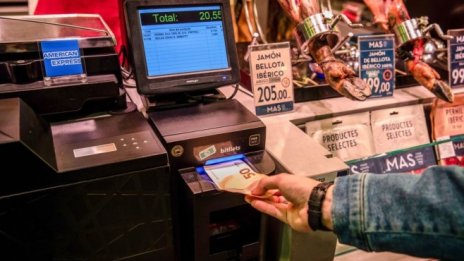 Доц. Виктор Йоцов: Ще трябва да свикнем да живеем с по-високи цени