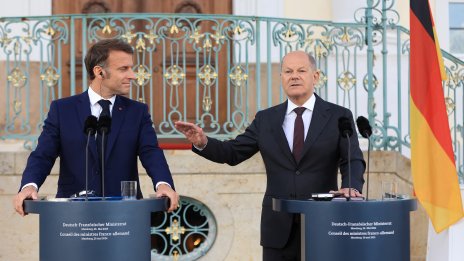 Опитът на Шолц и Макрон да „завземат“ срещата на върха на ЕС разгневи европейските лидери