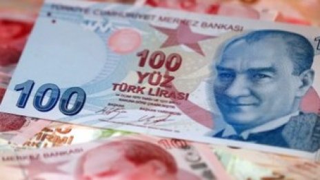 Американските санкции срещу турски министри нанесоха нов удар на лирата