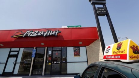 Собственикът на KFC и Pizza Hut не успя да оправдае очакванията за продажби