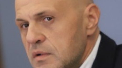 Дончев: Електронното направление и рецепта ще са готови до седмици