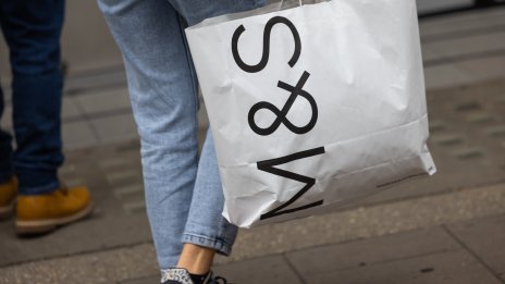 M&S очаква възстановяване през второто полугодие след удара върху печалбата от кибератака