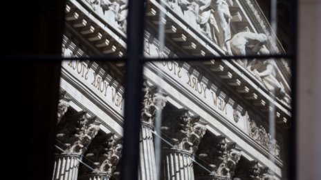 Надеждите за нови икономически стимули подкрепят Wall Street*