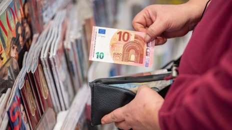 Европа трябва да пази международния статут на еврото