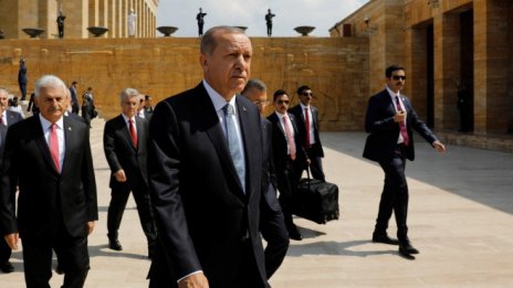 Ердоган обвини в измама рейтинговите агенции