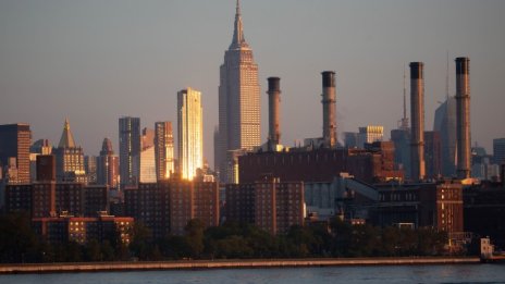 Продажбите на жилища в САЩ отбелязват рекорди