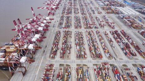 Китай ограничава износа на нови коли, които се представят за употребявани