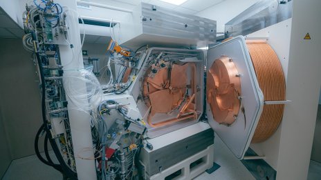 Иновации в действие: Най-бързо построеният Циклотронен комплекс отвори врати в Панагюрище