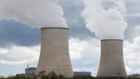 Полша одобрява до няколко месеца стратегията за развитие на ядрената енергия
