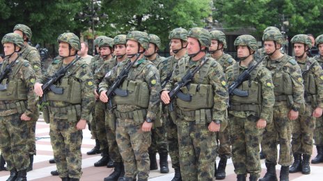 НАТО очаква България да мине прага от 2% от БВП разходи за отбрана тази година