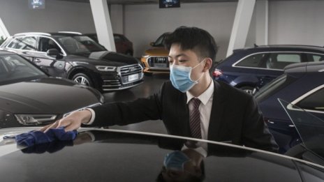 Китайският автомобилен пазар отново расте, но по-бавно