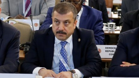 Новият управител на турската централна банка има малко време да върне доверието