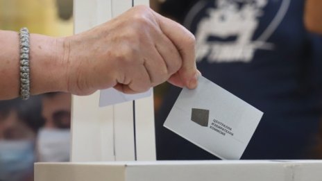 Експерт: Трябва да се подобри интерфейсът, с който машината комуникира с избирателя