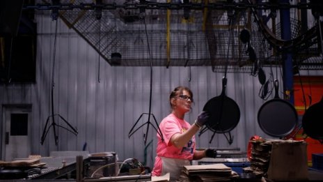 Ръстът на промишленото производство в САЩ през март надмина очакванията