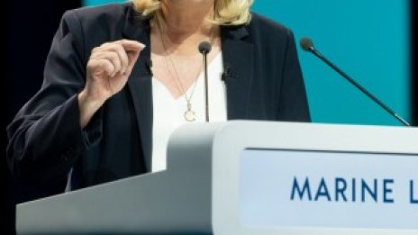 Френските пазари се събуждат за риска от победа на Льо Пен на изборите