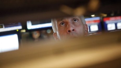 Инвеститорите на Wall Street продължават да теглят печалби