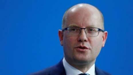 Политическите лидери в Чехия предизборно си точат ножовете