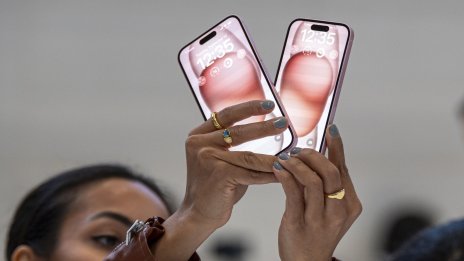 Morgan Stanley: Данните за предварителните поръчки на iPhone са по-добри от очакваното