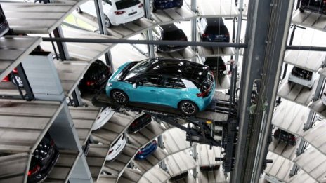 Volkswagen преодоля COVID ефекта, отчитайки годишна печалба от 10 млрд. евро