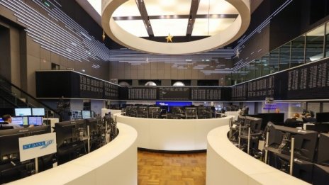 Икономическите данни от региона помрачиха европейските борси