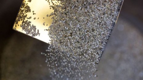 Търговията с диаманти възкръсва заради блокадите по света