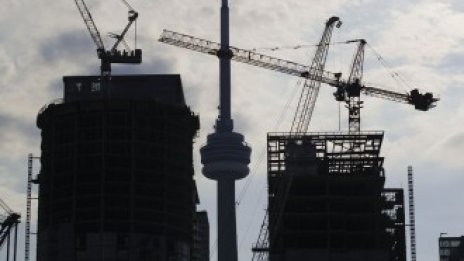 Охлаждането на пазара на имоти в Канада започна