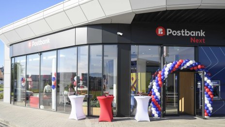 Postbank задава посоката на модерното банкиране с Postbank Next