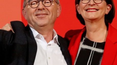 Германия предотврати кризата, но на каква цена?