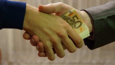Китай отчита рекордно тримесечие в сферата на сливанията и придобиванията