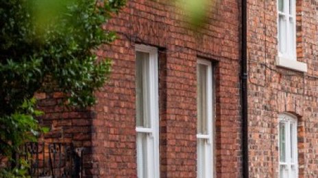 Жилищният пазар във Великобритания забуксува за първи път от девет месеца