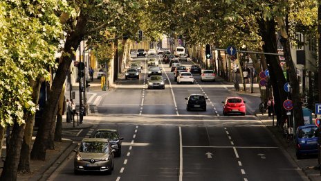 Виена тества нови видове асфалт, който не се нагрява и пропуска вода