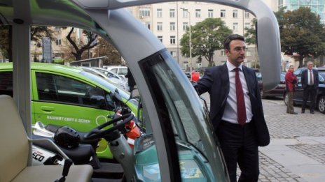 В завода край Ловеч ще се произвеждат и електромобили