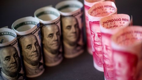 Цар долар е застрашен да изгуби позициите си заради азиатския бум при дигиталните валути