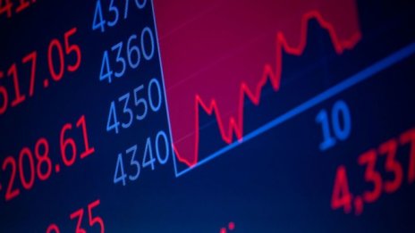 Hang Seng и Nikkei 225 отстъпиха с по над 500 пункта заради войната в Украйна